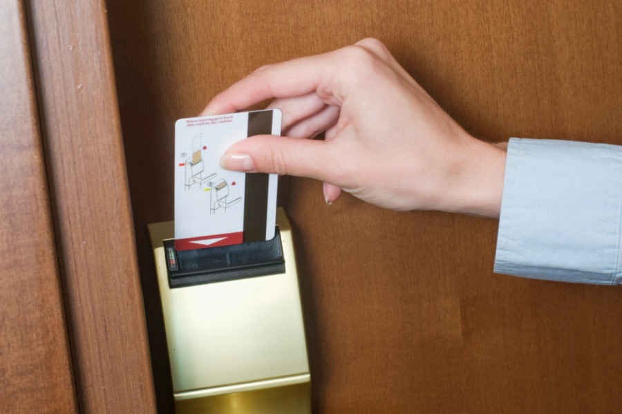 Kao suvenir sa putovanja: Šta zaista smete da uzmete iz hotelske sobe?