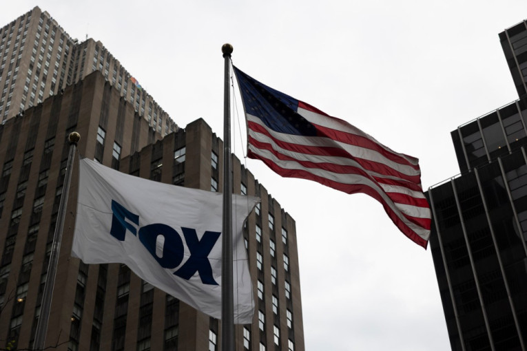 „Fox news" se nagodio povodom tužbe zbog izborne prevare: Mora da plati čak 787,5 miliona dolara!