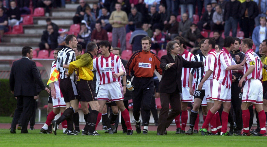 U Zvezdinoj sezoni za zaborav, Bošković i Bogavac nakratko "upalili svetlo"! Na današnji dan odigran 120. večiti derbi (FOTO, VIDEO)