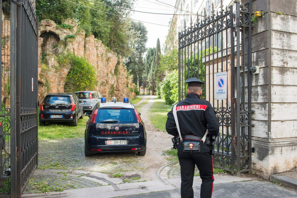 Jezivo! Majka ubila devetogodišnjeg sina, prerezala mu vrat