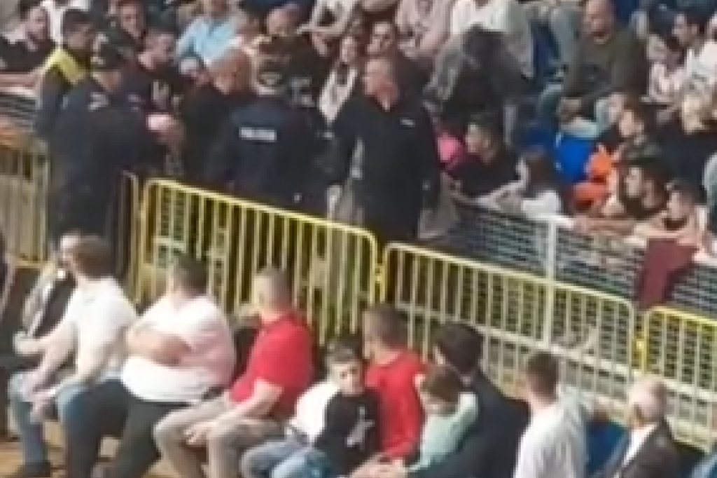 Sramne scene u Podgorici! Partizanove navijače izbacivala policija, pa čak i decu (FOTO, VIDEO)