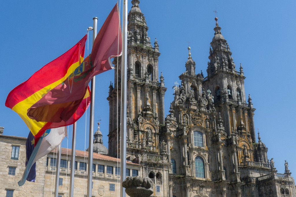 Šef španske diplomatije ne podleže pritiscima! "Španija neće prihvatiti kosovske pasoše"