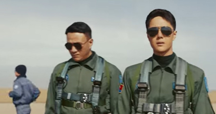 Stiže kineski „Top Gan“: Još uvek nije prikazan, a već zaradio tri miliona dolara (FOTO/VIDEO)