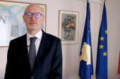 Ambasador Francuske: Izbori sa tako malo birača ne doprinose političkom rešenju