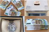 Carinici na tri prelaza otkrili krijumčare iz stranih automobila: Zaplenjeno više od 70.000 evra, dve zlatne poluge i luksuzni sat! (FOTO)