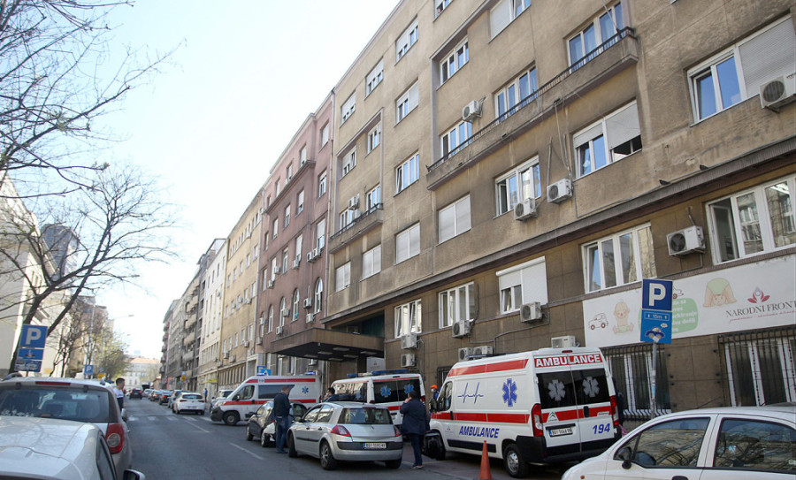 Posle više od tri godine, u bolnicama ponovo dozvoljene posete, uz ograničenje