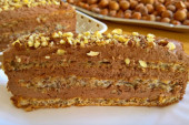 Recept dana: Širli Templ torta, savršen odnos pečenog lešnika i finog čokoladnog krema, a bez trunke brašna