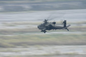 Uzbuna kod Ormuza: Survao se američki helikopter Apač