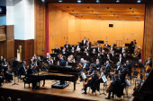 Beogradska filharmonija "prošetala" Njujorkom: Spoj Bernštajnove "Priče sa zapadne strane" i Geršvinove "Rapsodije u plavom" (FOTO)