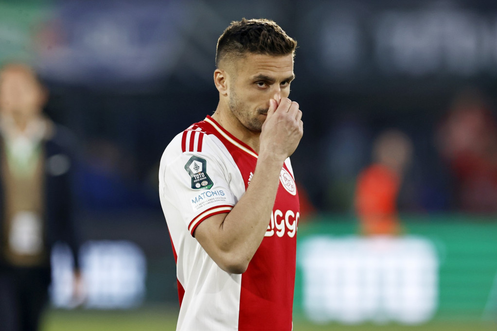 Košmarna sezona za Tadića i Ajaks! PSV posle penala odneo trofej Kupa Holandije!