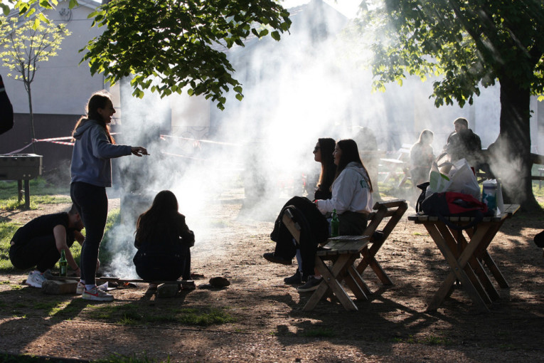 Stiže "Omega blok": Za Prvi maj roštiljanje u jaknama? Evo šta kažu meteorolozi