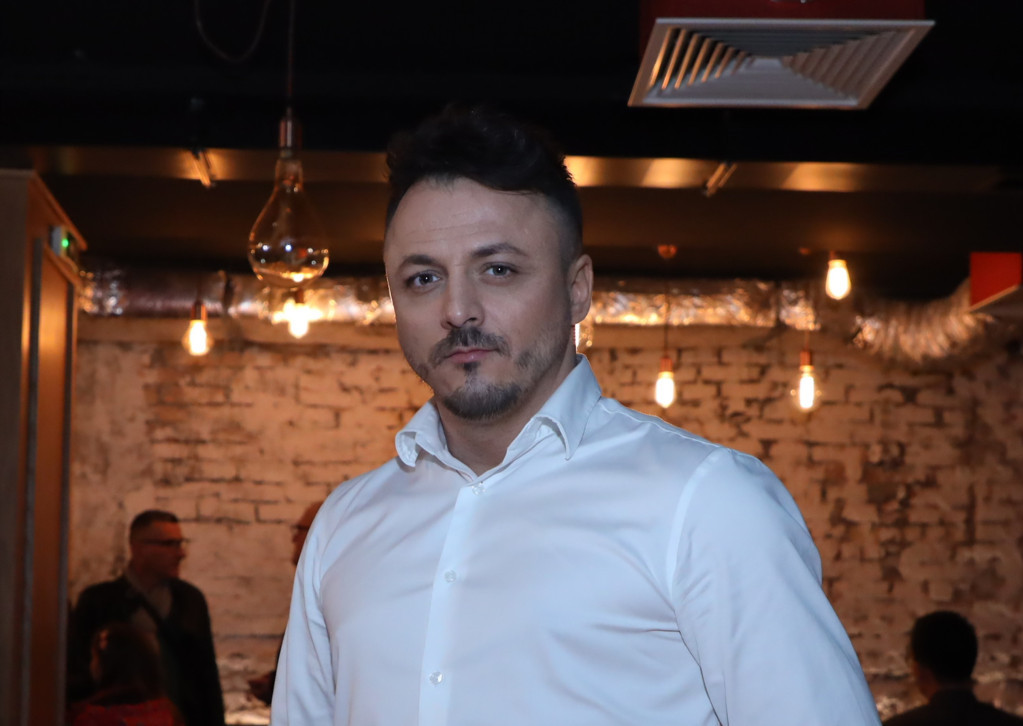 Ko je pevač koji je sinoć otet u Beogradu? Zbog burnog života se povukao iz medija