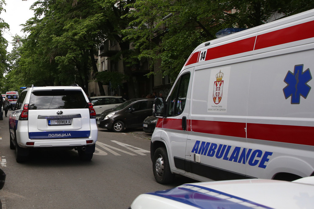 Udes na putu Kraljevo - Raška: Dve ekipe Hitne pomoći na licu mesta (FOTO)