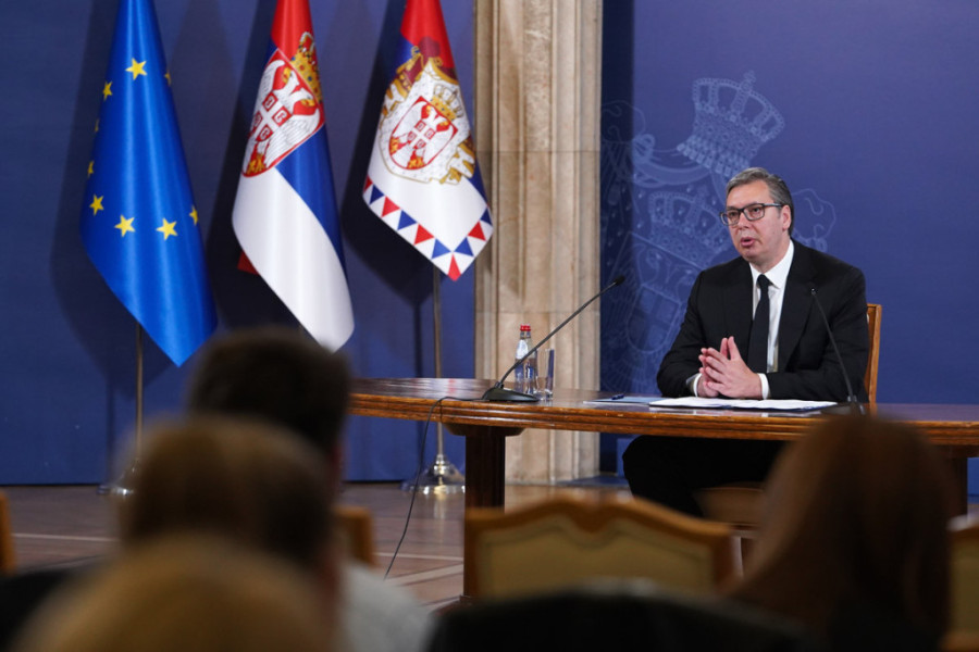 Vučić: Jučerašnji sastanak u Briselu bio trik da se Srbija navuče da prizna KiM