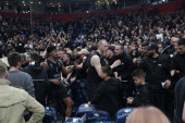 Partizan mora još da se bori za F4, ali su Grobari pokazali vernost! Ovako su pozdravili igrače na kraju! (VIDEO)