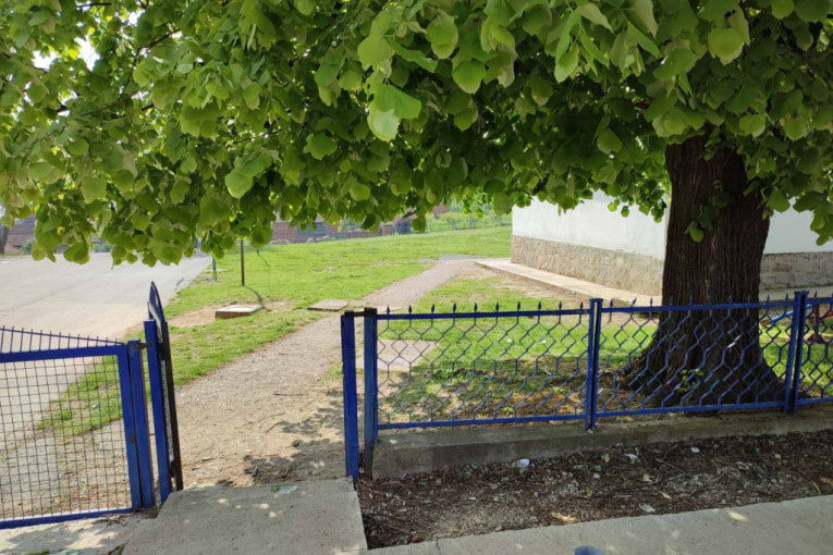 Viknuo je "Ej ti, iza drveta" i počeo da me rešeta: Ispovest mladića koji je preživeo masakr kod Mladenovca