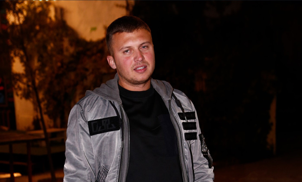 Stefan Karić se izvinjavao Jovani i Bogdanu: Stao je u odbranu misice (VIDEO)