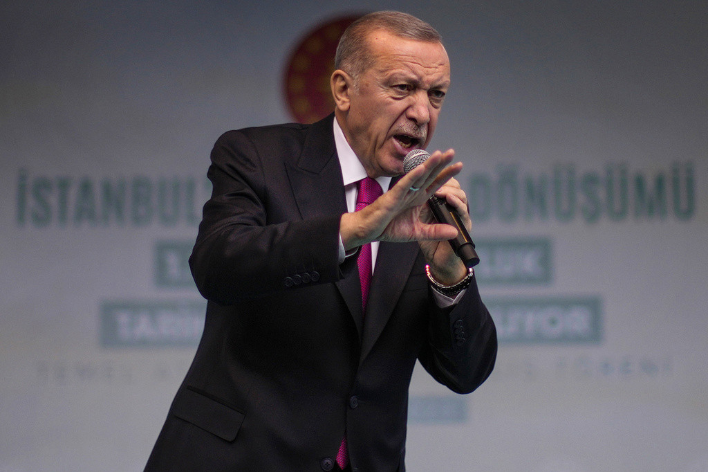Turski predsednik pred izbore: Bajden dao naređenje da me svrgnu, opozicija prima naređenja od Zapada!