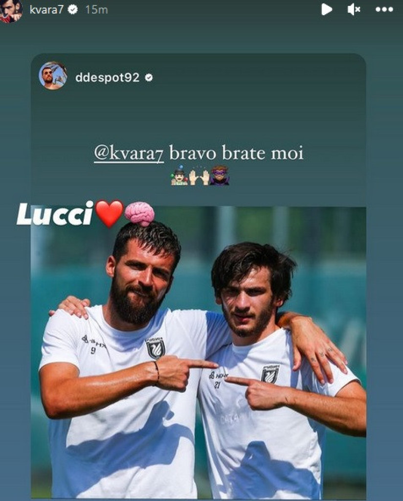 Napolijev Kviča dobio čestitku na srpskom jeziku i podelio je na Instagramu (FOTO)