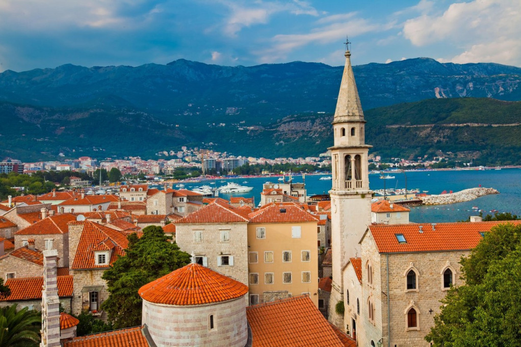 Stan na moru i za 45.000 evra! U Crnoj Gori na obali možete pazariti nekretninu za "pristojan" novac
