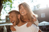 Pažljivo posmatrajte i pametno birajte: Pet jasnih znakova da će tvoj momak zaista biti sjajan partner