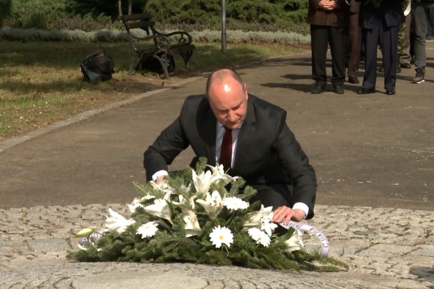 U Novom Sadu obeležen Dan pobede nad fašizmom: Važno je održati sećanje na sve žrtve i borce koji su svojim životima doneli mir i slobodu