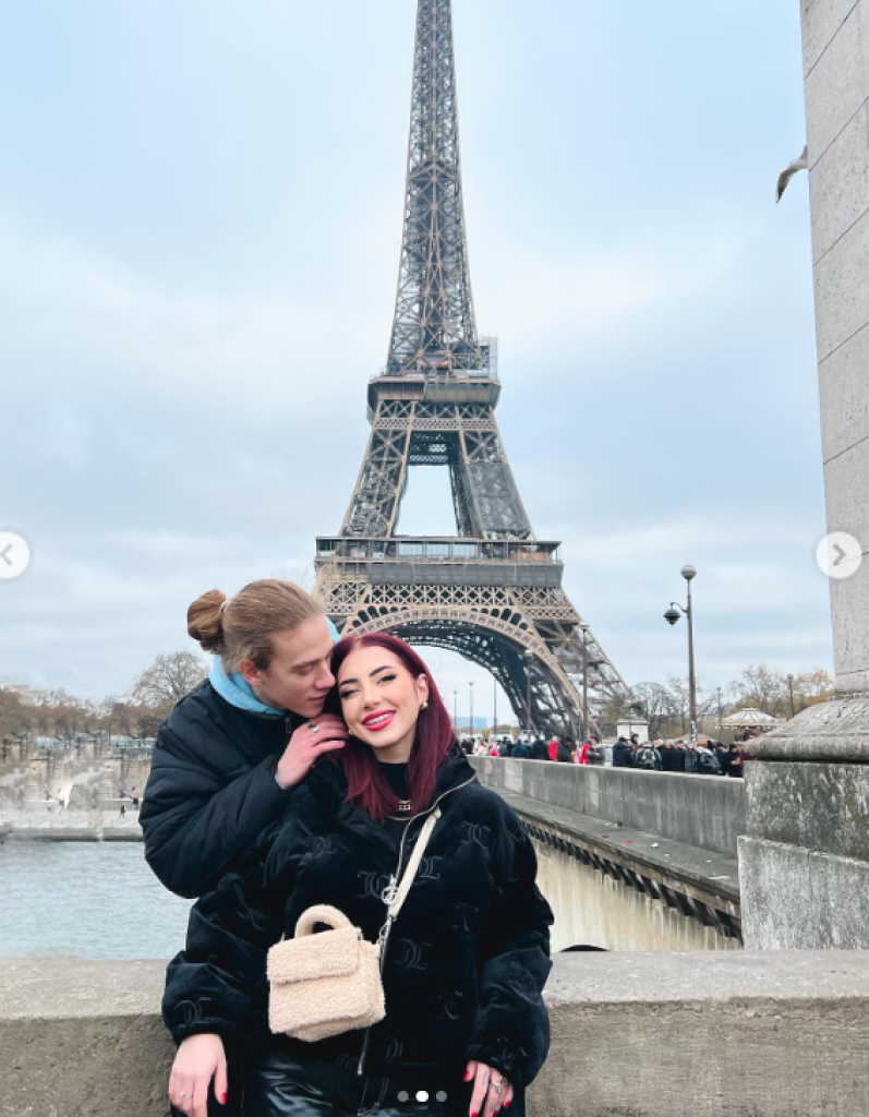 "Nasilje, beži od mene!" Baka Prase jaukao u lajvu sa influenserkom: Demonstrirali svađu zbog koje je njen bivši završio u zatvoru!