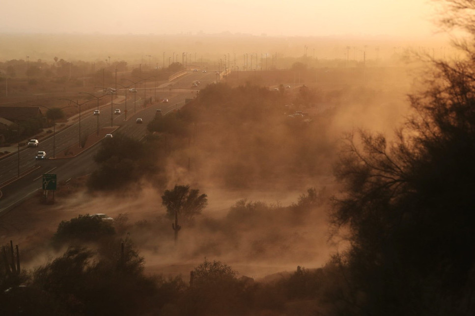 Digla se prašina! Ogroman oblak peska stiže iz Sahare u Evropu: Evo da li će preći i preko Srbije