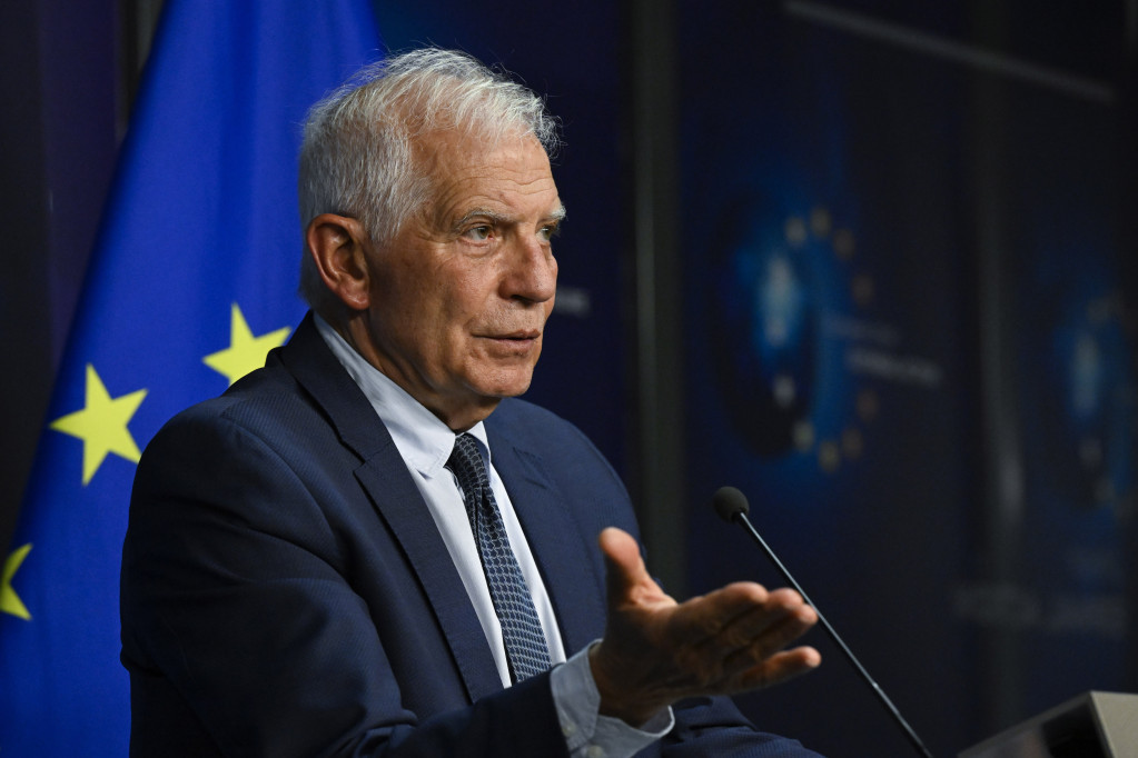 Kijev nastavlja progon Ukrajinske pravoslavne crkve; Eksplozije u gradu Zaporožju