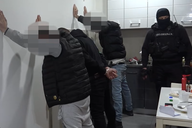 Velika akcija srpske policije: Uhapšena kriminalna grupa - vrbovali ženske osobe da se bave prostitucijom (VIDEO)
