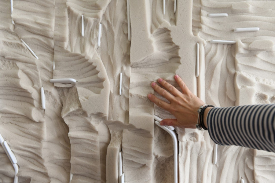 Posvećena slepim i slabovidim osobama: „Plava izložba“ otvorena u Muzeju savremene umetnosti (FOTO)