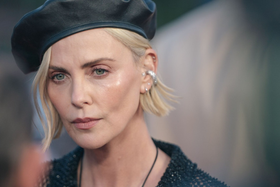 Šarliz Teron je modni praznik na crvenom tepihu u Rimu (FOTO)