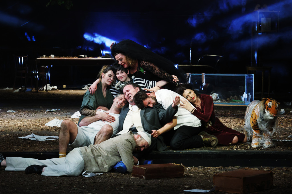 Zavirite iza scene Narodnog pozorišta: Ovog meseca imaćete dve prilike za to (FOTO)