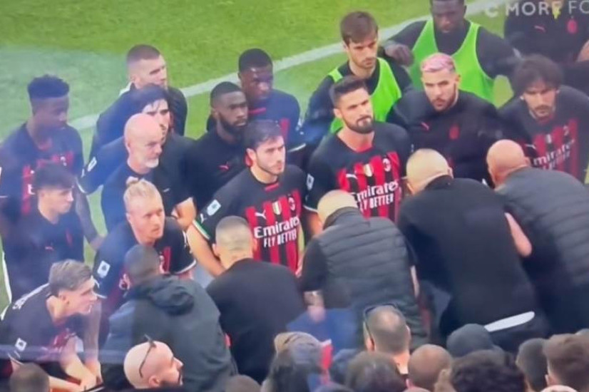 Ružne scene u Italiji, navijači postrojili igrače Milana, stoje mirno i nemo slušaju "ribanje" sa tribina! (VIDEO)