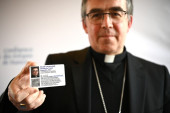 Katolička crkva u Francuskoj će se QR kodovima boriti protiv seksualnog zlostavljanja