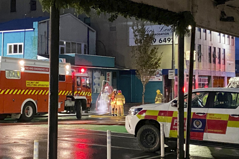 "Ovakav požar se dešava jednom u 10 godina!": Goreo hostel na Novom Zelandu - stradalo šest osoba! (FOTO)