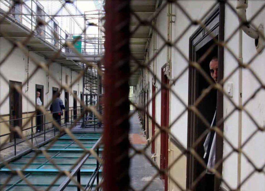 Ne želi da bude zamorče: Osuđenik odbio smrtnu kaznu novom metodom - uskraćuje mu kiseonik, a tera ga da udiše samo azot!