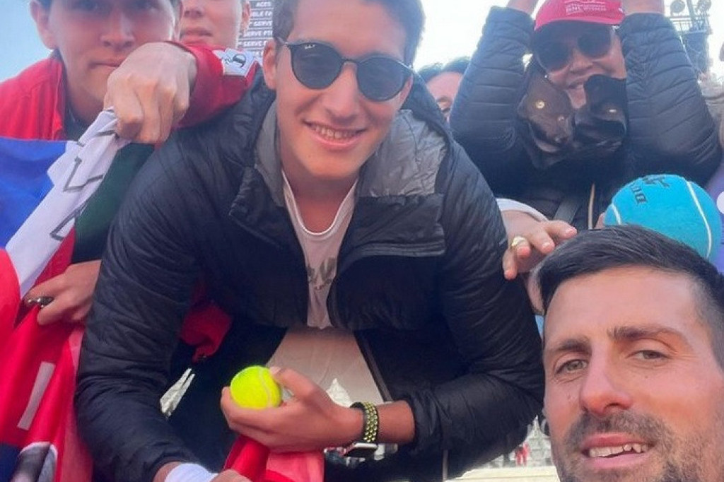 Novak pronašao Italijanu "brata blizanca"! Jasno je da se radi o ljubimcu "grobara" (FOTO)