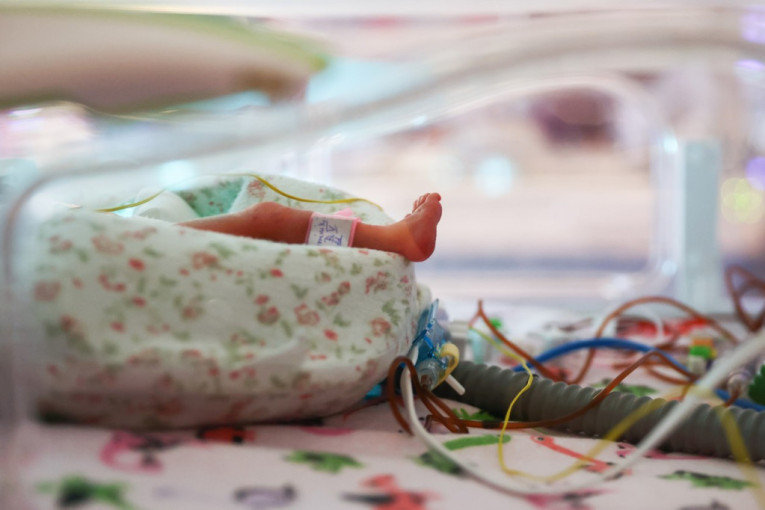 Tragedija! Jednogodišnja beba preminula nakon rutinske operacije!