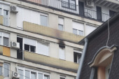 Požar na 11. spratu na Dorćolu! Gorele instalacije u stanu, podstanar bio odsutan kada je buknula vatra? (FOTO/VIDEO)