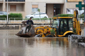 Hrvatska se već danima bori sa poplavama: Vodostaj Korane dosegao rekordni nivo od 852 centimetra!