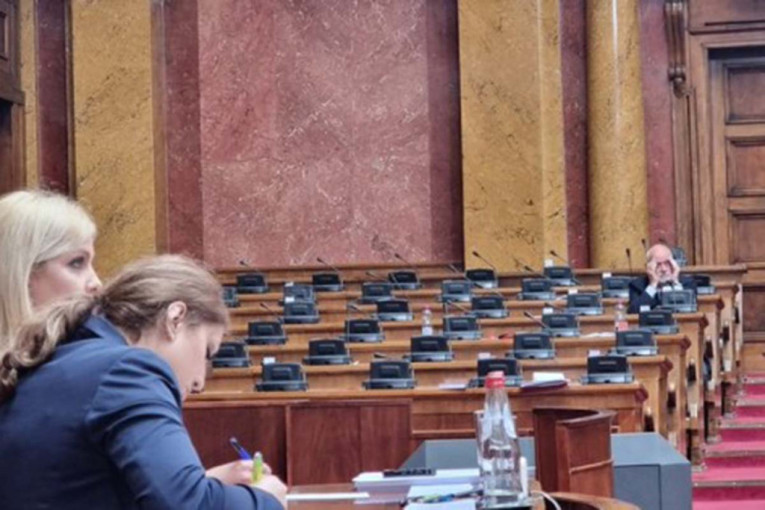 Jovanov objavio fotografiju iz Skupštine: "Toliko o tome koliko im je zaista stalo do razgovora"