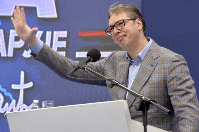 Barac: Vreme je za jedinstvenu Srbiju koja razgovara, a ne za podele