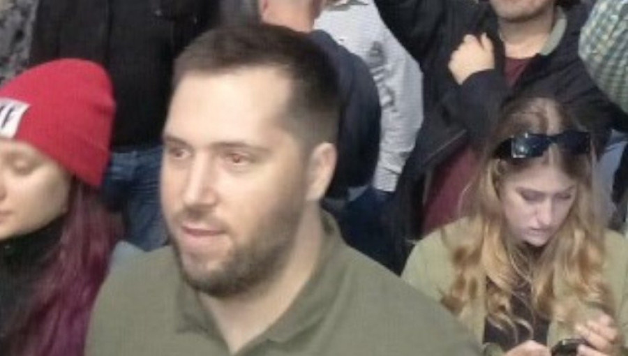 Sramno: Ludilo u Novom Sadu mora da stane – juče srpska zastava i most, danas crkva i sveštenici, sutra ste na redu možda vi!