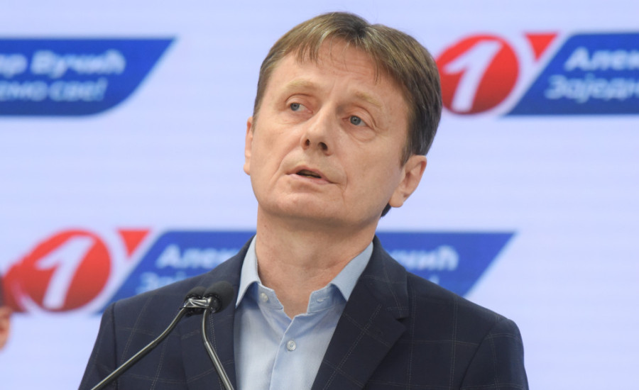 Glišić: SNS poziva na skup ujedinjenja, a ne mržnje! Verujem da će Vučić na njemu održati istorijski govor