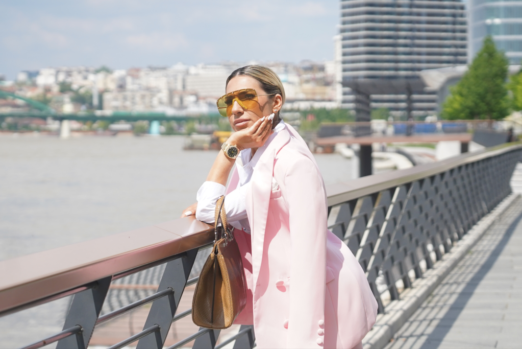 Jovana Jeremić se oglasila zbog stranica za odrasle: Ja kad gledam te filmove, to radim preko računara, ovo nema veze sa mnom!