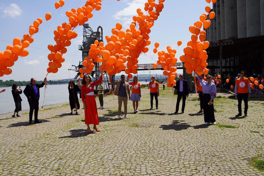 Hiljadu balona za spašavanje hiljadu života: Srbija prvi put obeležila Svetski mesec za podizanje svesti o raku mokraćne bešike