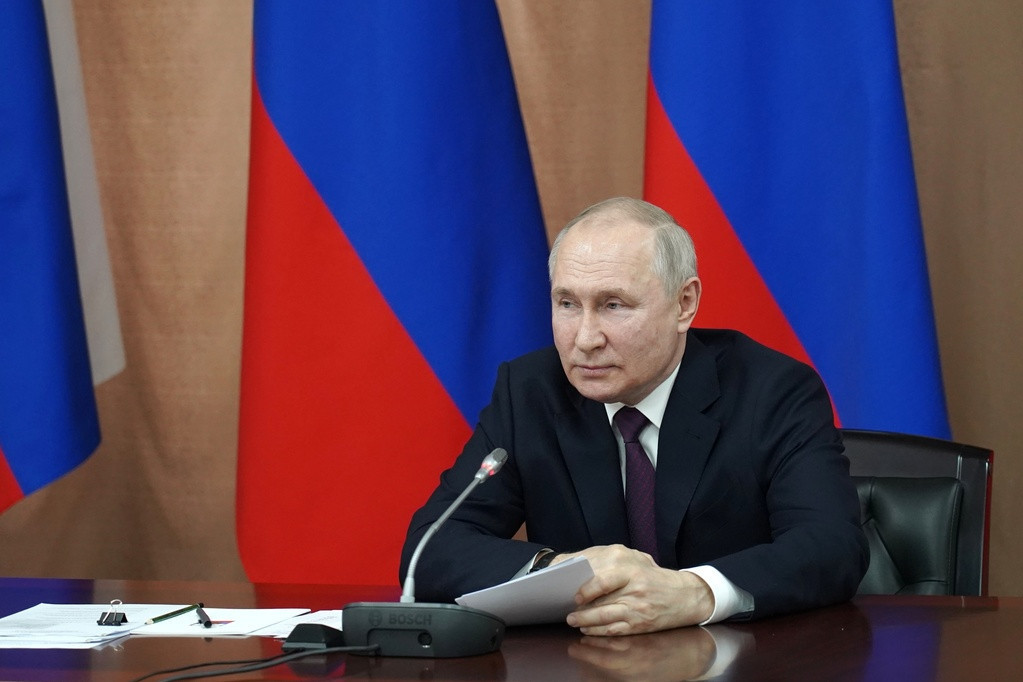 Putin: Rusija je otvorena za mirovne pregovore, ali Zapad mora da obustavi slanje oružja Kijevu