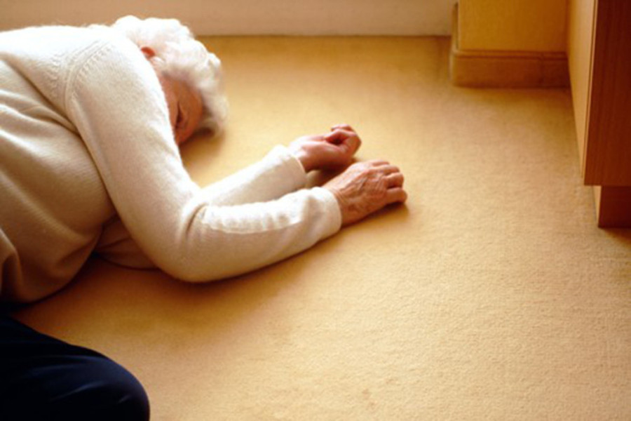 Mladić (23) danima vrebao baku (96) koju je silovao: Živeo u baraci u kojoj stanuju narkomani i beskućnici, uhapšen na groblju!