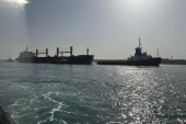 Brod se ponovo zaglavio u Sueckom kanalu, napravio zastoj: Evo kako je izgledala akcija izvlačenja (VIDEO)